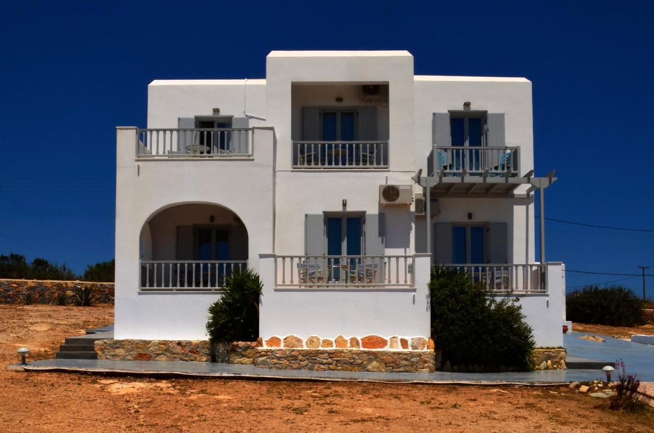 Petros Rooms Koufonisia Exterior photo